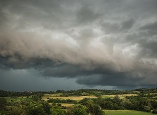 Regiões Sul e Sudeste voltam a receber chuvas intensas e temporais