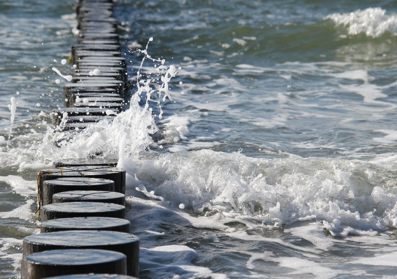 Die Ostsee weist einen historischen Tiefststand auf, der niedrigste seit 1886, perfekte Voraussetzung für einen Einstrom sauerstoffreichen Wassers. Bild: Dominik Rheinheimer/Pixabay