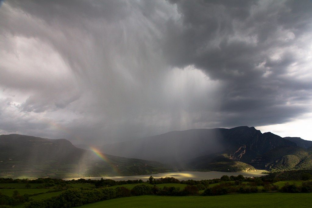 Tormenta en el Montsec 1ª Posición: Tormenta en el Montsec de Jordi Peró Enjaume, Montsec.