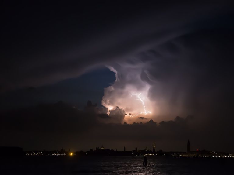 Agosto caluroso con incremento de lluvias Agosto caluroso con incremento de lluvias
