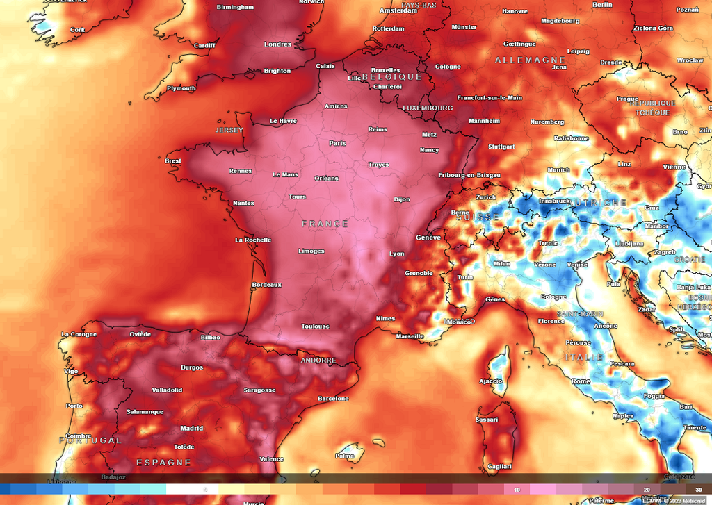 Dimanche après-midi, le mercure se situera localement jusqu'à 10°C au-dessus des normales de saison !
