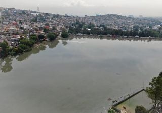 Riesgos para la salud por la espuma tóxica por el desbordamiento de la presa Los Cuartos en Naucalpan