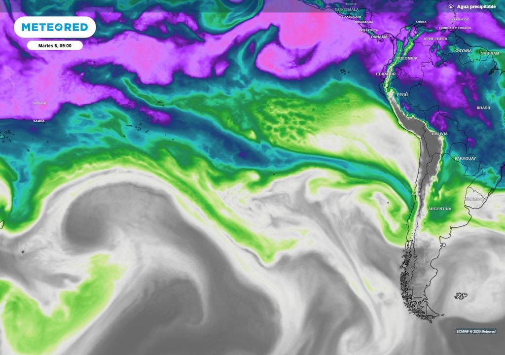 agua precipitable prevista El vapor de agua de transforma en lluvia potencial cuando los ríos atmosféricos coinciden con los sistema frontales. Esta semana, uno de ellos estará cruzando por Chile, y dejará lluvias tan abundantes como en pleno invierno.