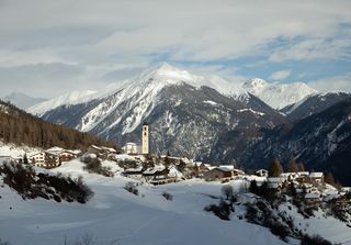 Alerte : une montagne sur le point de s'écrouler ! Un village des Alpes évacué en urgence !