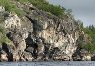 Las rocas más antiguas de nuestro planeta, ofrecen nuevas pistas sobre la historia primitiva de la Tierra