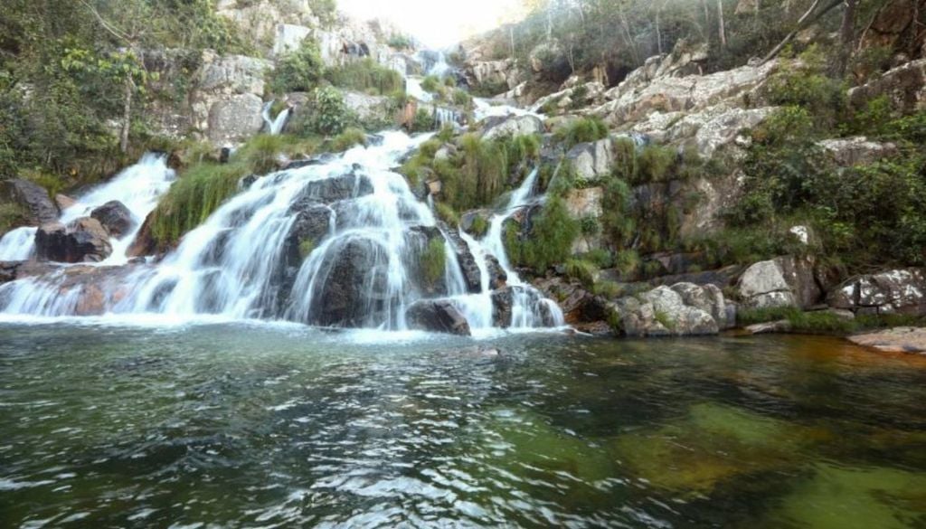 A Cachoeira da Capivara, uma da rota turística da comunidade Kalunga Engenho II. Crédito: Divulgação.