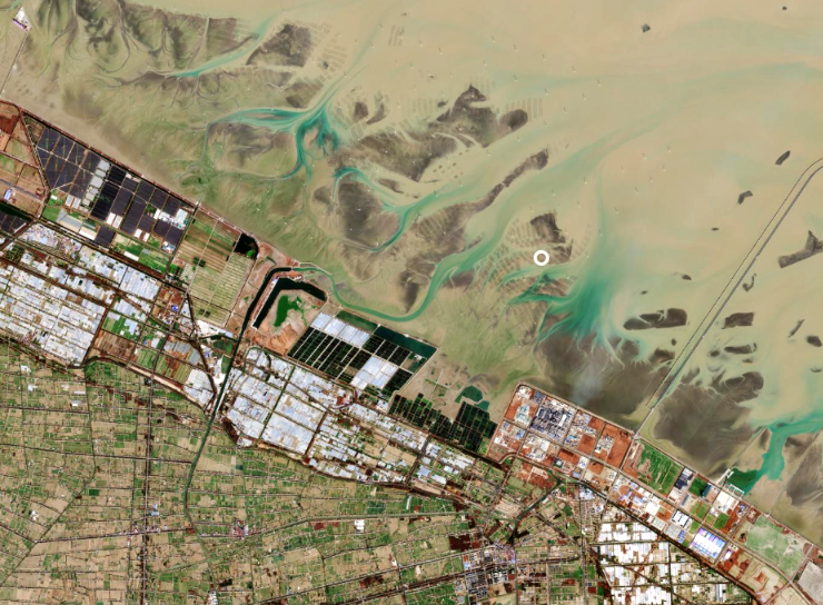 La Tierra desde el espacio: costa de Rudong, China, donde los sedimentos en sus aguas se confunden con la costa