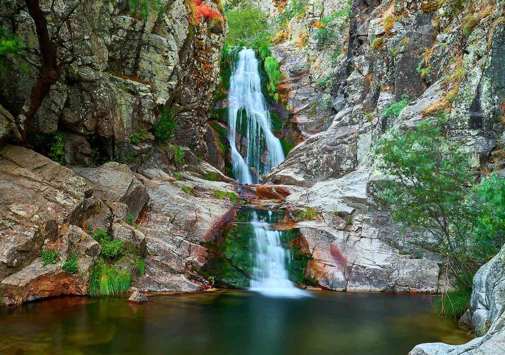 La Ruta de la Cascada del Purgatorio, en Rascafría, Madrid