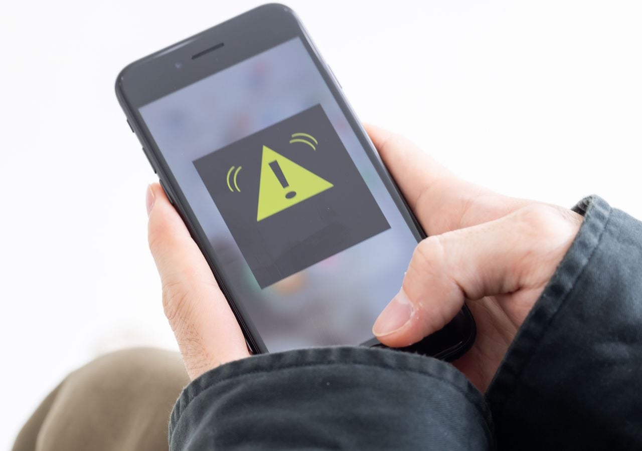 Los usuarios de cierto tipo de teléfono móvil inteligente llevan, quizá sin saberlo, un sismógrafo en el bolsillo.