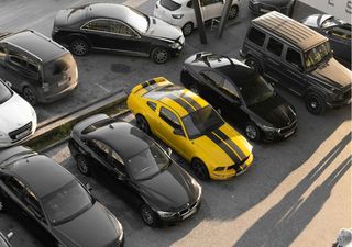 Sabia que a cor do seu carro influencia a temperatura ambiente de uma cidade?