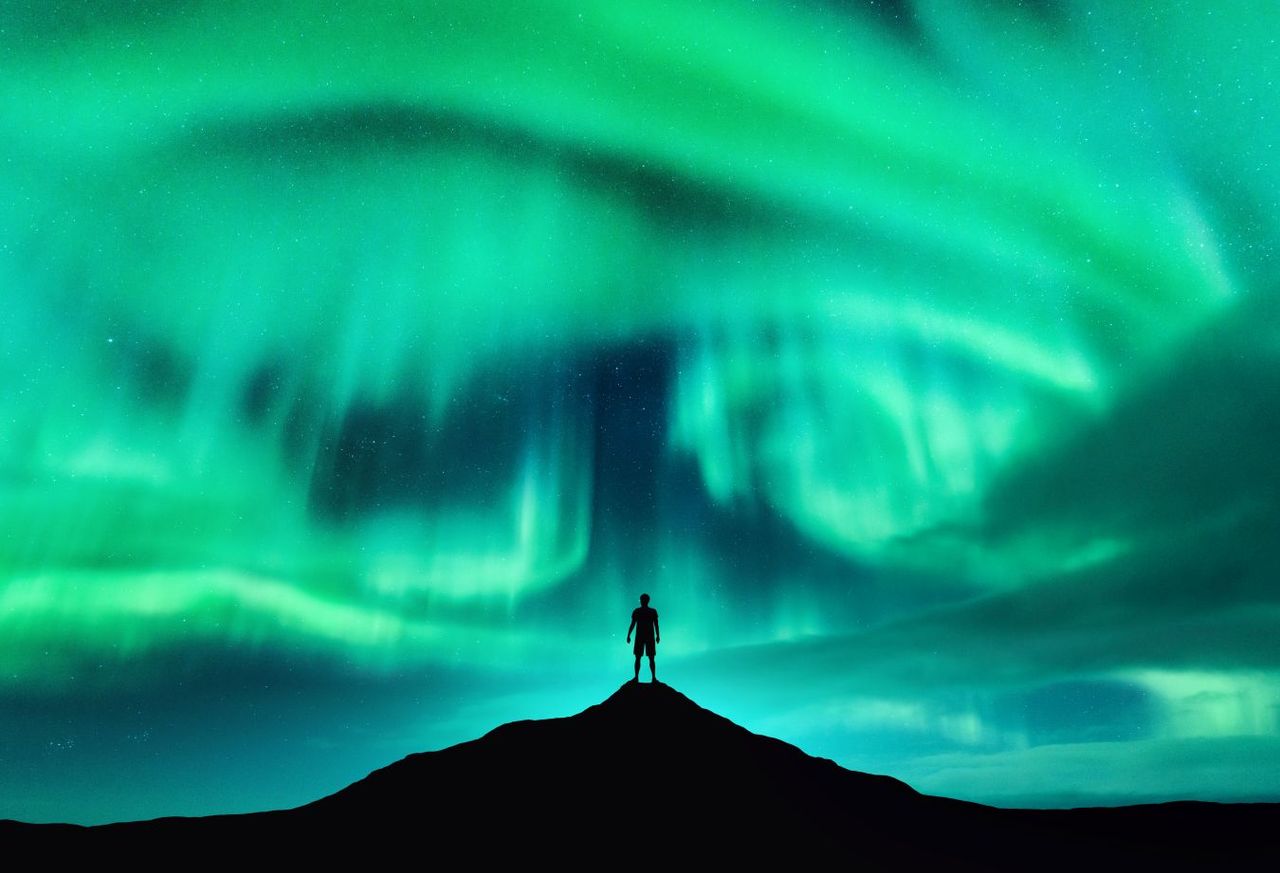 Per riuscire ad ammirare un'aurora boreale è necessario trovarsi nel posto giusto al momento giusto e anche una buona dose di fortuna.