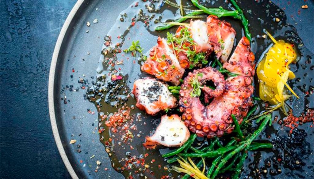 Algunos chefs la incorporan como sustituto parcial de la sal por su sabor intenso y natural.Imagen: Expo Gourmet Magazine