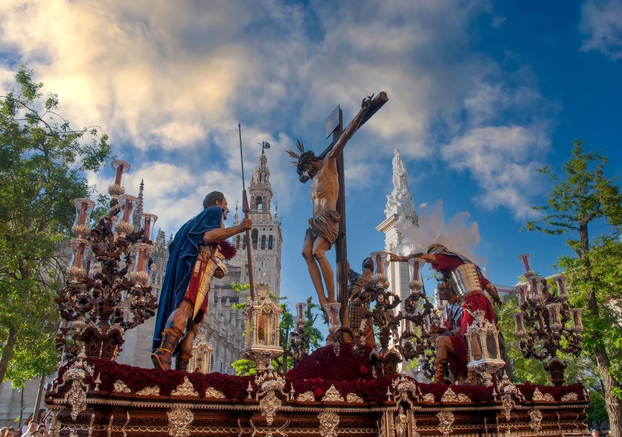 Se acerca la Semana Santa 2025: analizamos cuál suele ser el tiempo típico de la época y los fenómenos más adversos en España.