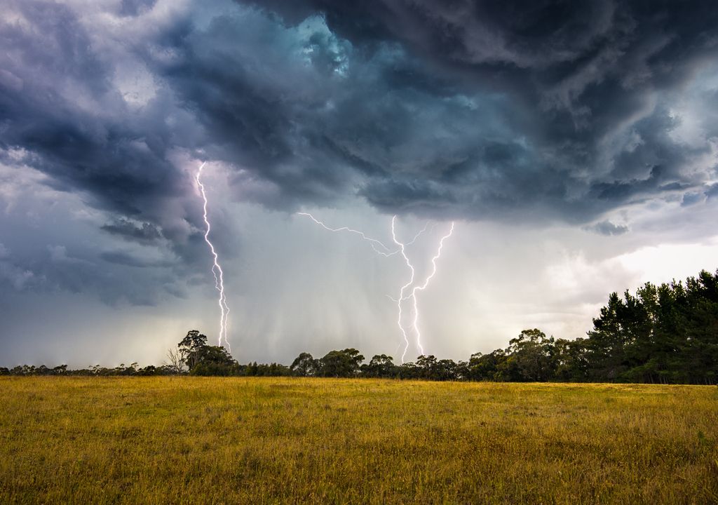 Analizamos uno de los mitos meteorológicos más recurrentes en esta época del año: las tormentas de "calor".