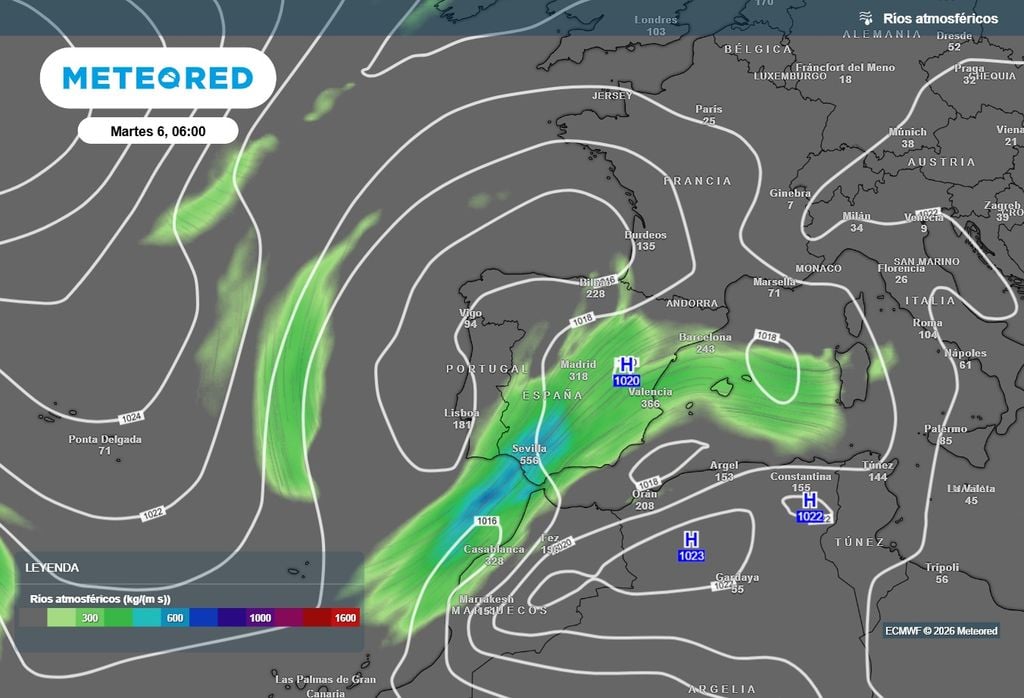 Mañana el río de humedad subtropical seguirá incidiendo sobre el centro y sur peninsular.