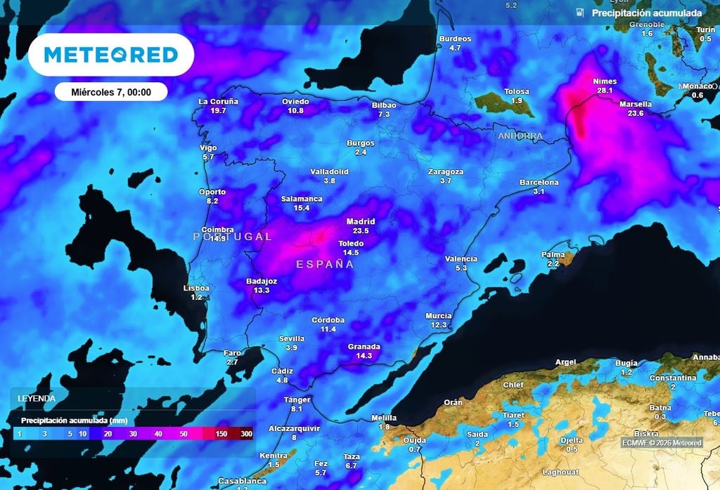 En este comienzo de semana las lluvias seguirán cayendo en buena parte del país, pero de forma muy irregular.