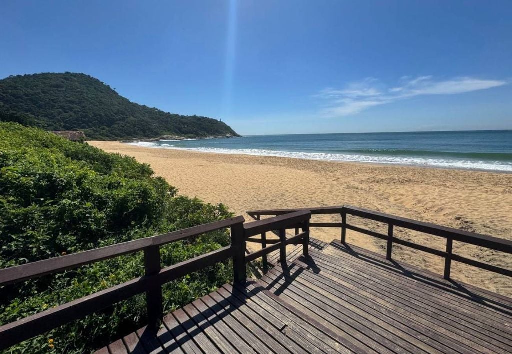 Praia do Estaleirinho, em Balneário Camboriú, SC