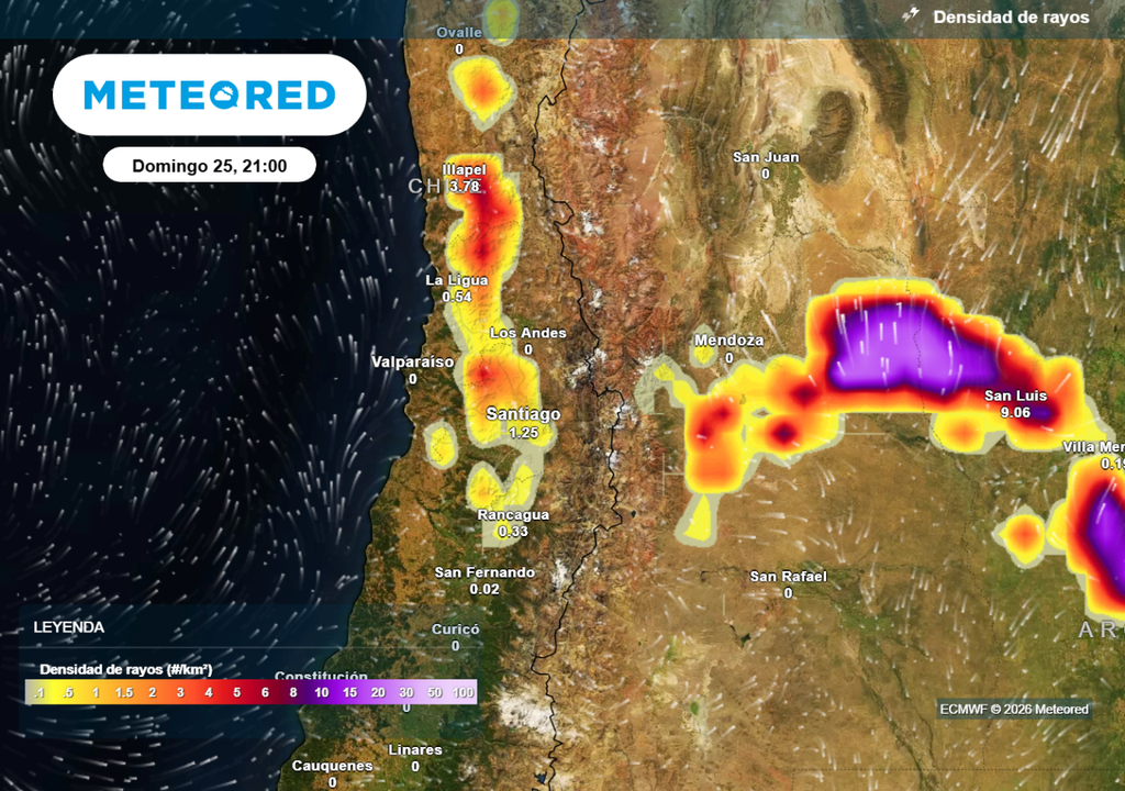 Modelo ECMWF indica una alta probabilidad de tormentas eléctricas durante la jornada dominical, tanto en la ciudad como en la cordillera podrían ocurrir.