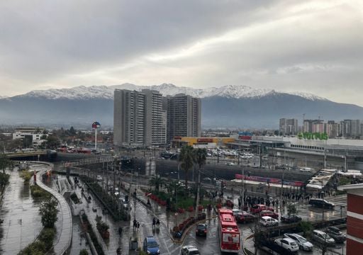 Santiago comenzar&aacute; agosto con lluvias, pero no ser&aacute;n las &uacute;nicas: la primera quincena anticipa nuevos sistemas frontales