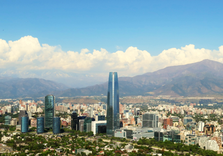 Santiago inicia la semana con 33 °C y calor intenso; luego baja la temperatura… ¿vendrá un cambio brusco al final?