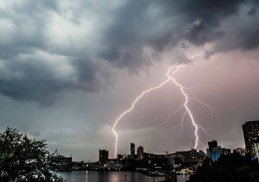 S&atilde;o Paulo est&aacute; sob alerta de tempestades e chuva forte at&eacute; pelo menos a pr&oacute;xima segunda-feira, 19