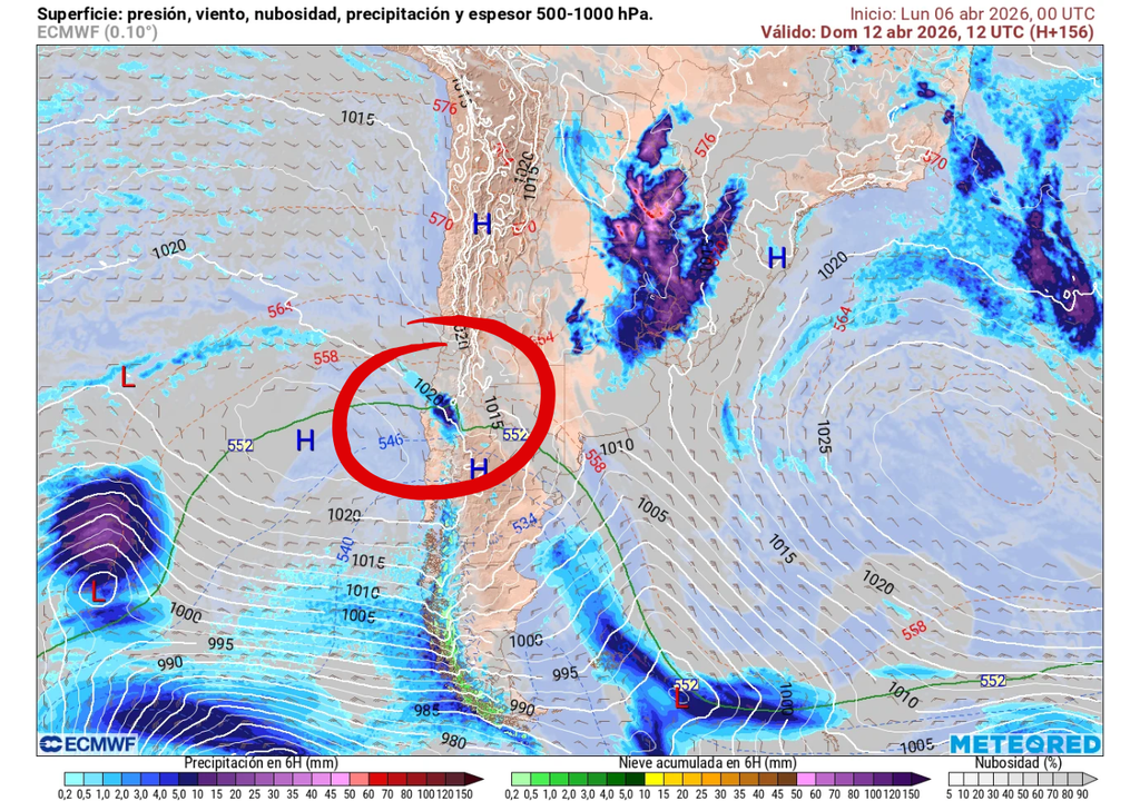 Meteored pronostica lluvias para Chile centro-sur Precipitación (mm) para la mañana del domingo 12 de abril 2026 en las regiones de Ñuble y Biobío (círculo rojo).
