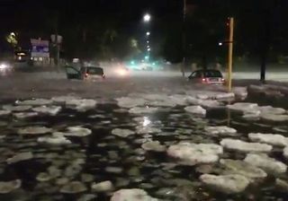 Schwere Unwetter: Hagelsturm tobt über Rom!