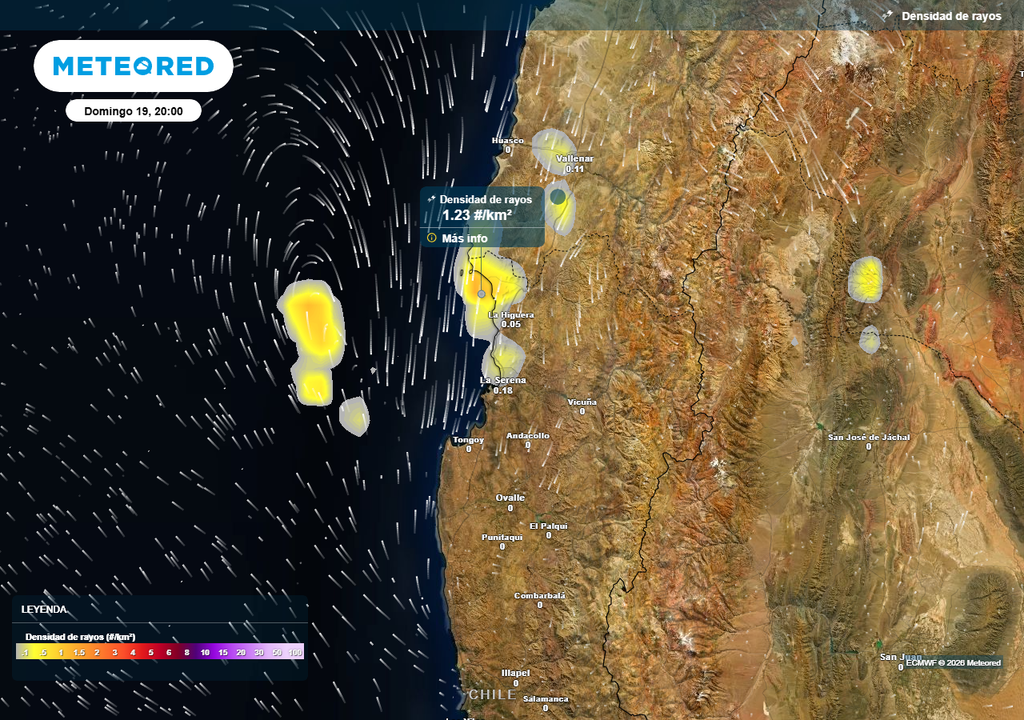 Probables tormentas eléctricas en la Región de Coquimbo Densidad de rayos (#/km2) para la noche del domingo (19) en las regiones de Atacama y Coquimbo.
