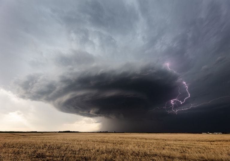 Se acerca una tarde-noche de grandes tormentas en Galicia con lluvias que pueden ocasionar problemas