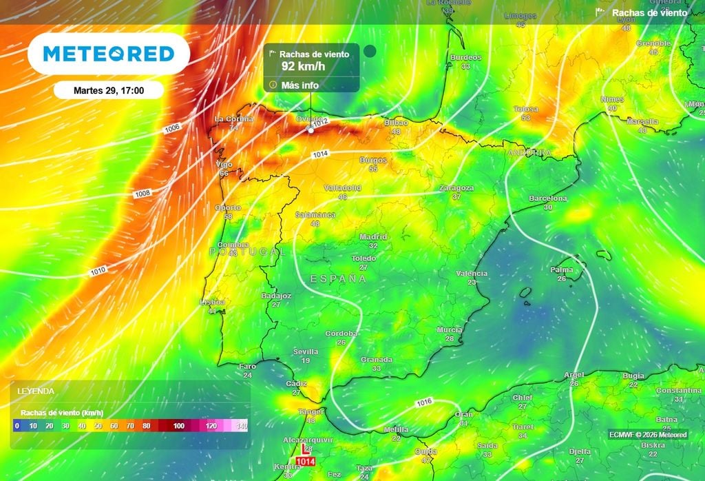 Le raffiche di vento potrebbero superare i 90-100 km/h sul versante cantabrico e in Galizia.