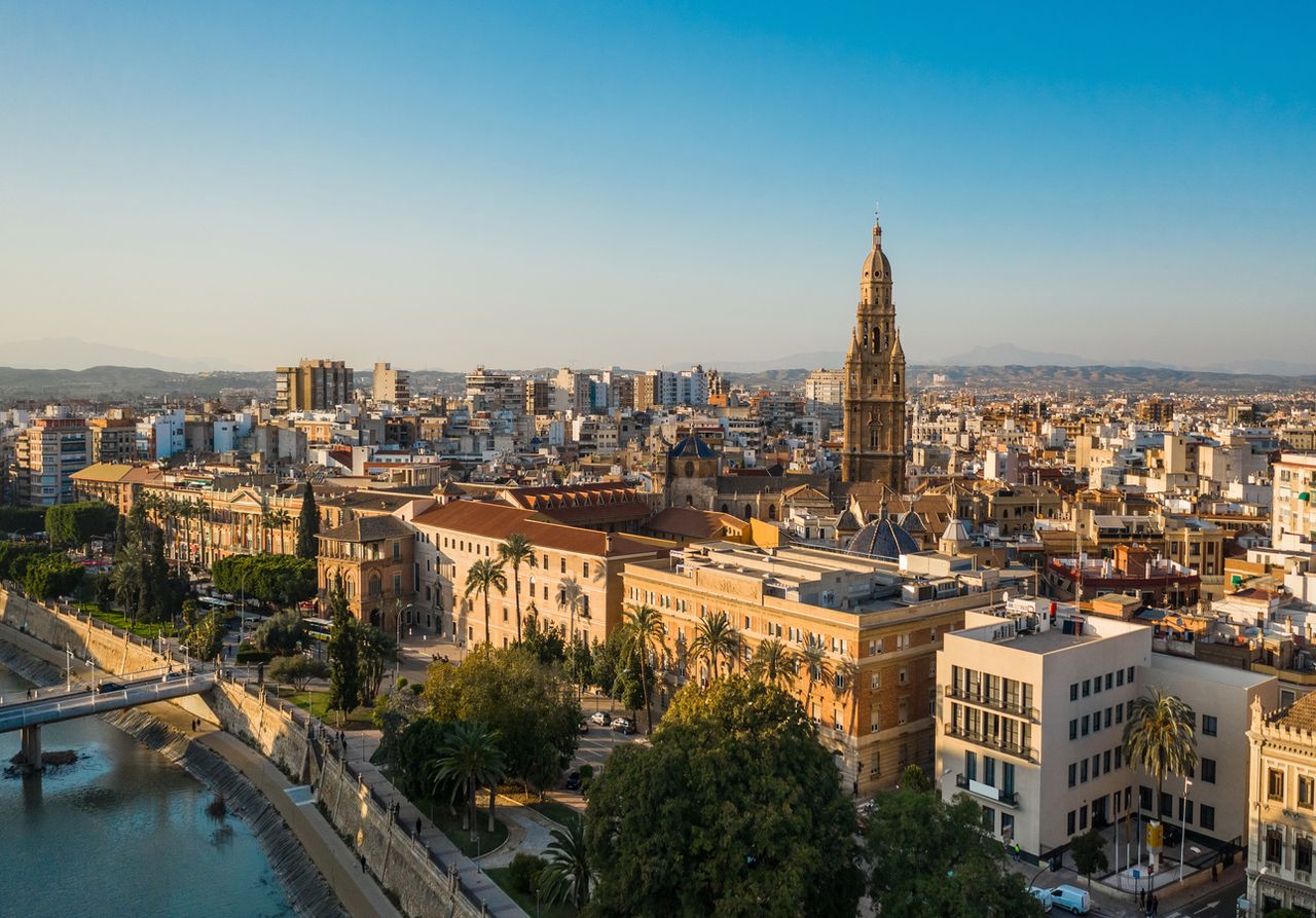 La ciudad de Murcia se prepara para vivir una primavera anticipada, con máximas que pueden pasar de los 25 ºC.