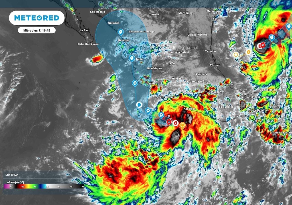 La imagen satelital, muestra la nubosidad convectiva asociada a la circulación de tormenta tropical Simon.
