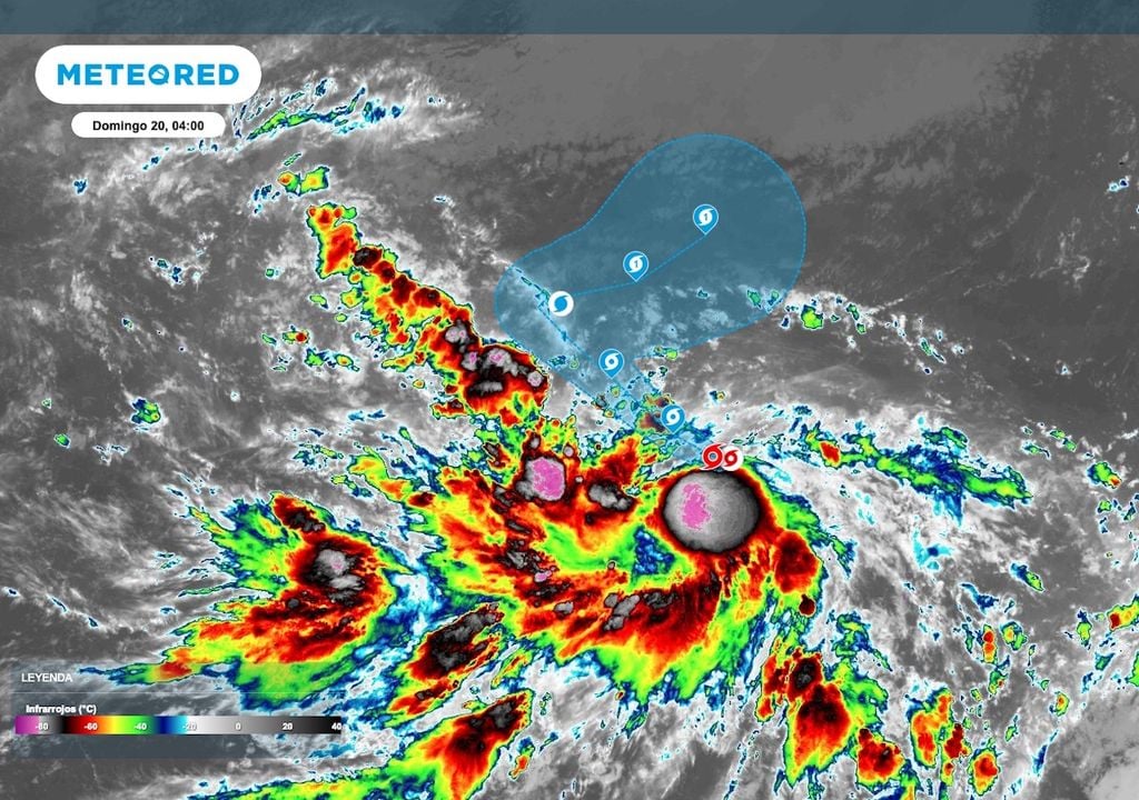 La imagen satelital, muestra la nubosidad convectiva asociada a la circulación de la tormenta tropical Odalys.