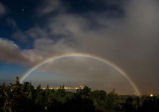 ¿Se puede ver un arcoíris de noche?