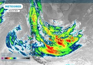Se reorganiza un profundo sistema de baja presi&oacute;n y mantendr&aacute; lluvias y nevadas sobre la Patagonia en el fin de semana