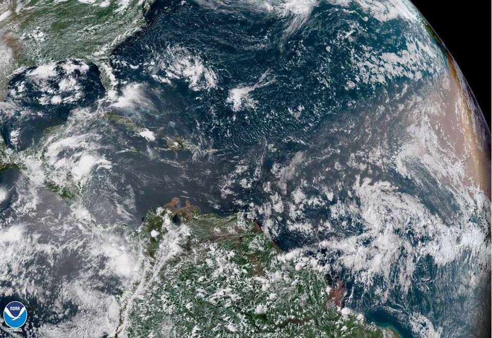 Imagen de satélite NASA-NOAA Imagen de satélite NASA-NOAA