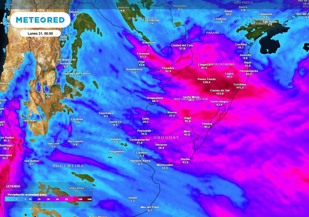 Precipitación acumulada hasta las 00:00 del lunes 31. Se destacan los acumulados en el nordeste del Litoral, donde pueden superar los 80 mm, y en la costa del río Uruguay, con sectores cercanos a los 30 mm