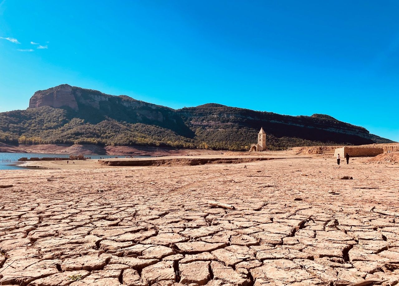 Sécheresse historique et graves restrictions d'eau en Catalogne : que ...