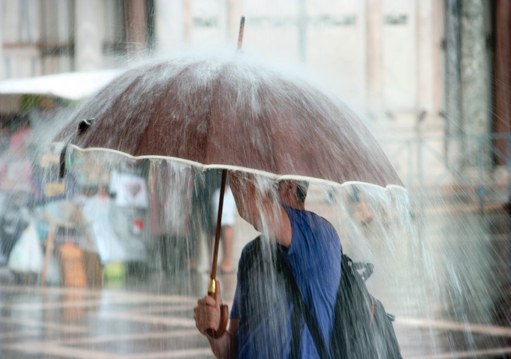 Chuva; poeiras; trovoada; meteorologia; Portugal