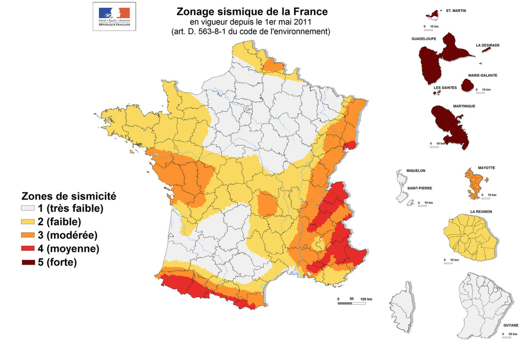 Le risque sismique en France est plus élevé vers les reliefs, notamment les Alpes et les Pyrénées Le risque sismique en France est plus élevé vers les reliefs, notamment les Alpes et les Pyrénées