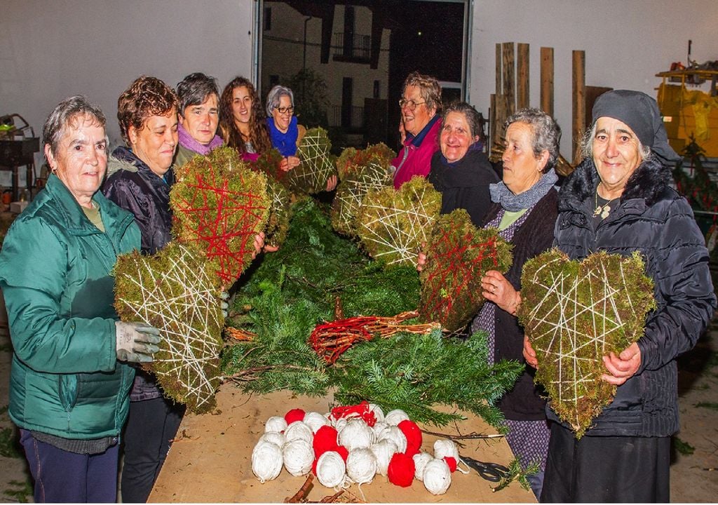 Aldeia de Cabeça: preparativos para a Aldeia de Natal Aldeia de Cabeça: preparativos para a Aldeia de Natal