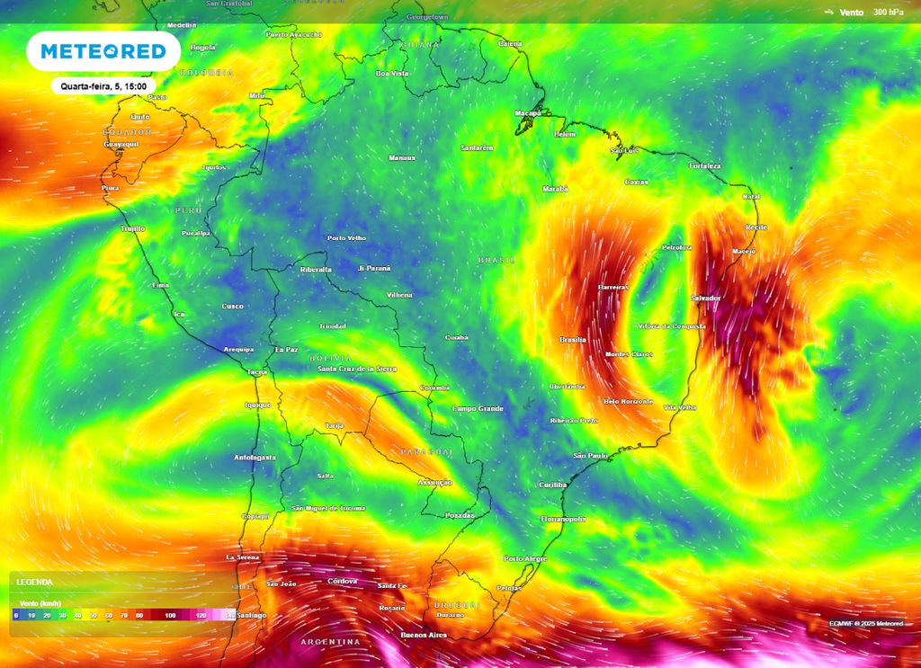 Vórtice Ciclônico de Altos Níveis (VCAN) atuando sobre o Nordeste do Brasil nesta quarta-feira (05).