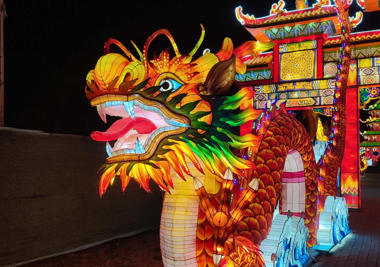En Cerrillos se está presentando el festival de luces chinas Tianfu, el cual estará abierto durante todos los feriados de Semana Santa.