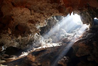 Sensation! Eiszeithöhle in Deutschland 16 000 Jahre nach letzter Besiedlung entdeckt!