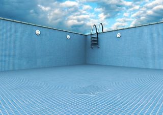 Sequía en España: ¿se prohibirán las piscinas privadas este verano?