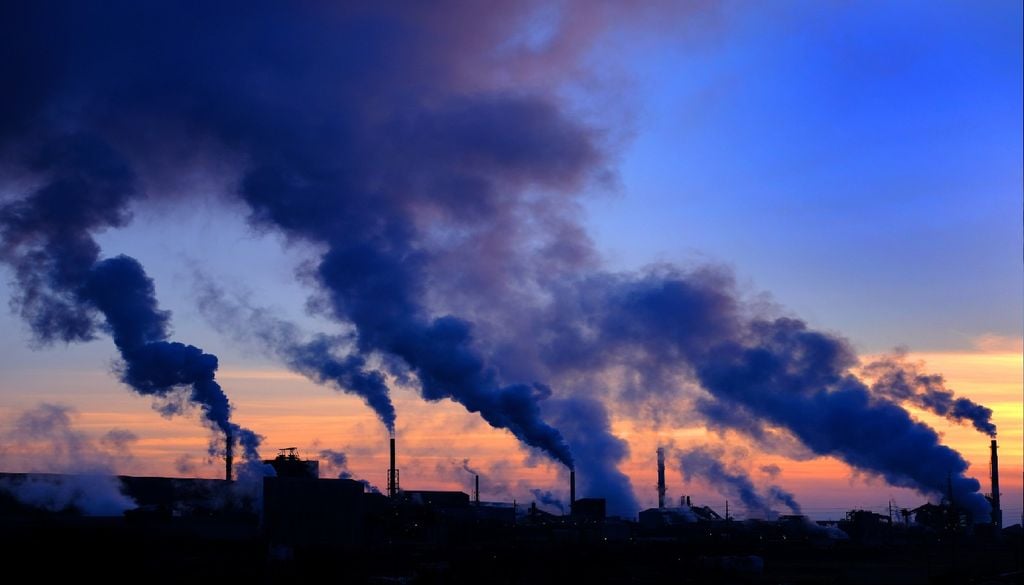 Se se quer proteger as populações que vivem em regiões costeiras, é urgente reduzir as emissões de CO2.