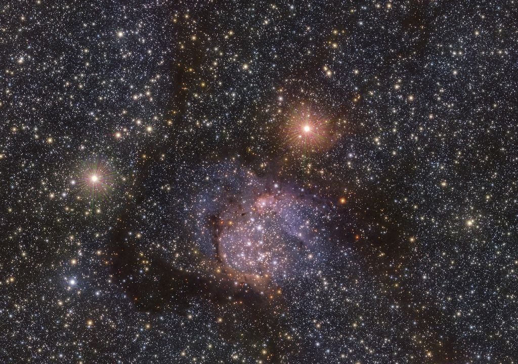 nebulosa Sh2-54 en infrarrojo