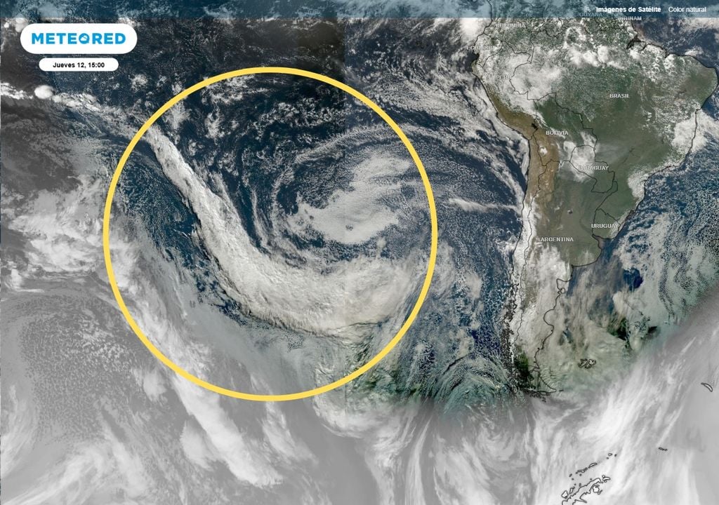 imagen satelital del temporal en formación imagen satelital del temporal en formación