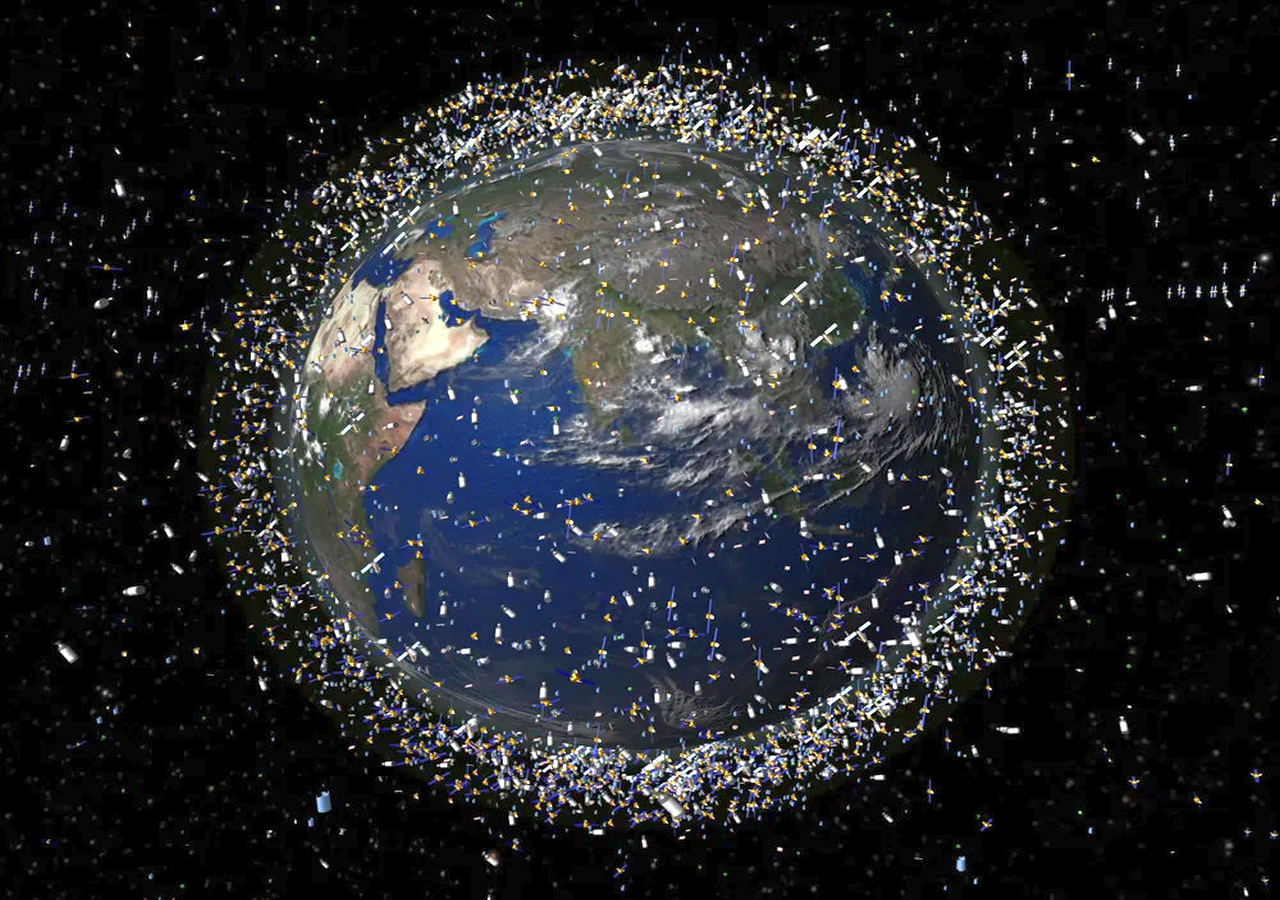 Imagen ilustrativa de la basura espacial que rodea la Tierra. ESA
