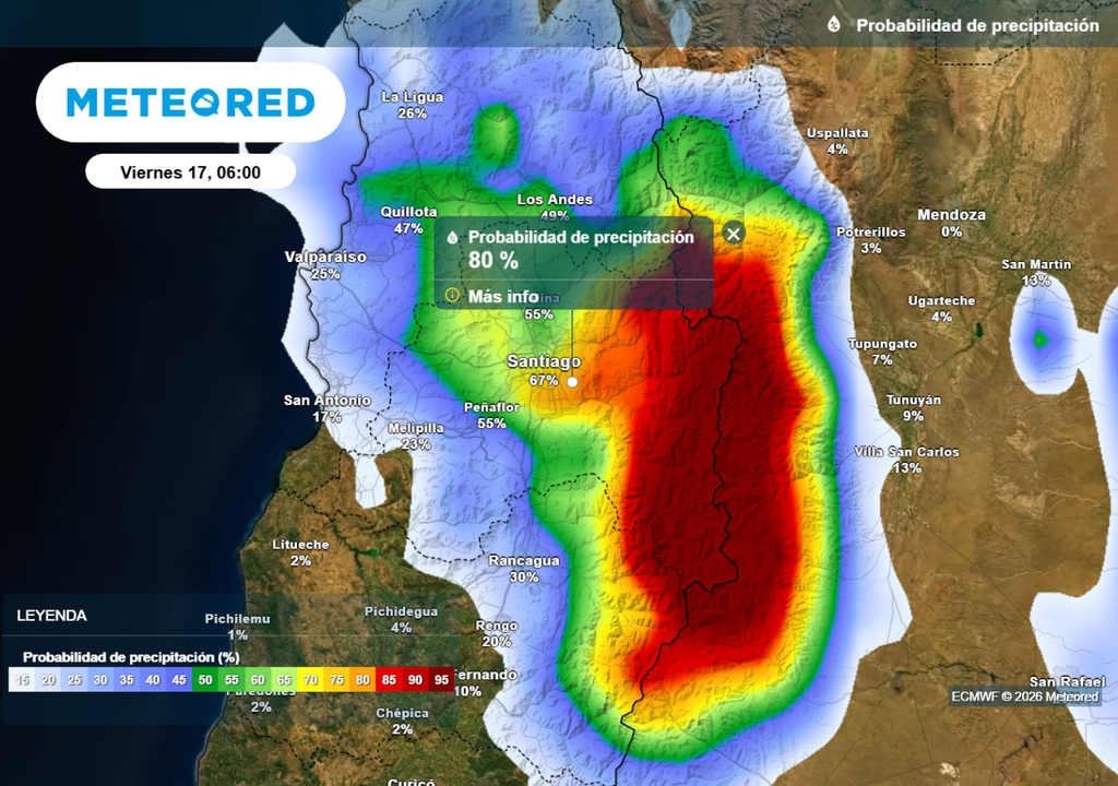 Este mapa del ECMWF refleja la probabilidad de que ocurran lluvias: en Santiago se acerca al 80 %.